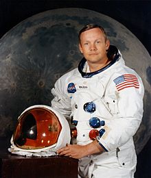 Neil Armstrong official photo